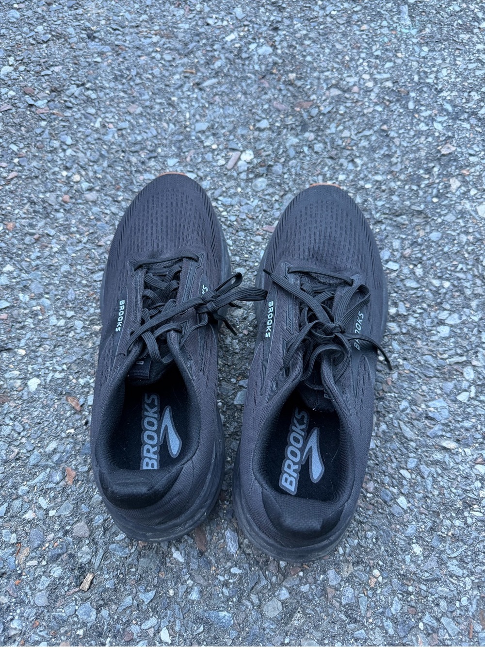 Men’s brooks revel 8